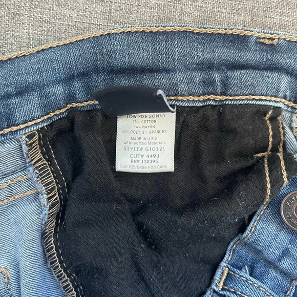 Flying Monkey Low Rise Skinny Jeans, size 25 - Picture 7 of 9